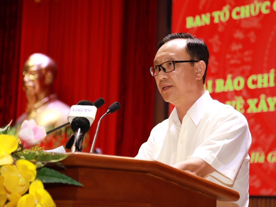 Phó Bí thư Thường trực Tỉnh ủy, Chủ tịch HĐND tỉnh Thào Hồng Sơn phát biểu phát động Giải