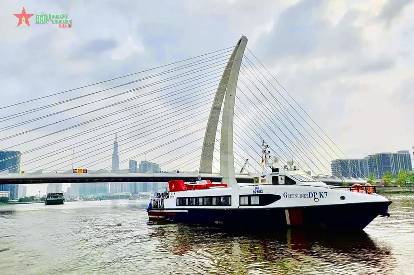 Thành phố vươn lên tầm cao