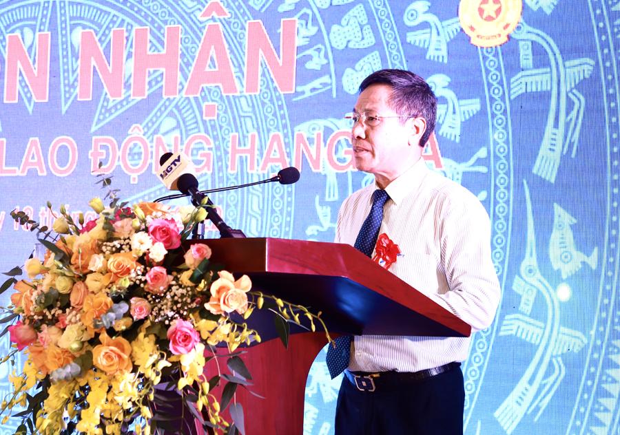 Chủ tịch HĐTV Tập đoàn Bưu chính viễn thông Việt Nam Tô Dũng Thái phát biểu chúc mừng VNPT Hà Giang