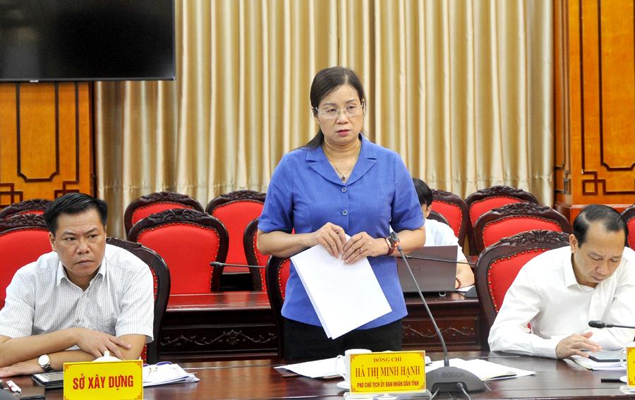 Phó Chủ tịch UBND tỉnh Hà Thị Minh Hạnh đề nghị các sở, ngành, địa phương cần vào cuộc quyết liệt, tháo gỡ kịp thời khó khăn trong thực hiện các CTMTQG.