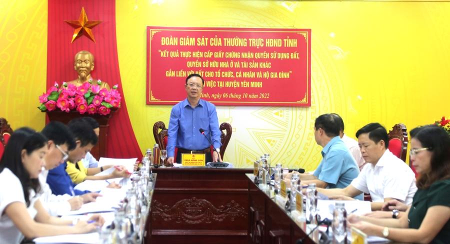 Phó Bí thư Thường trực Tỉnh ủy, Chủ tịch HĐND tỉnh Thào Hồng Sơn kết luận tại buổi giám sát.