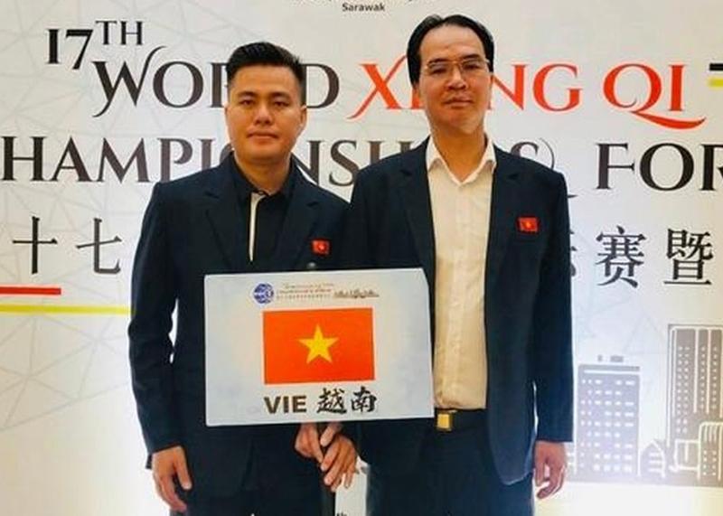 Lại Lý Huynh và Nguyễn Thành Bảo giành huy chương Vàng đồng đội Giải vô địch cờ tướng thế giới 2022.