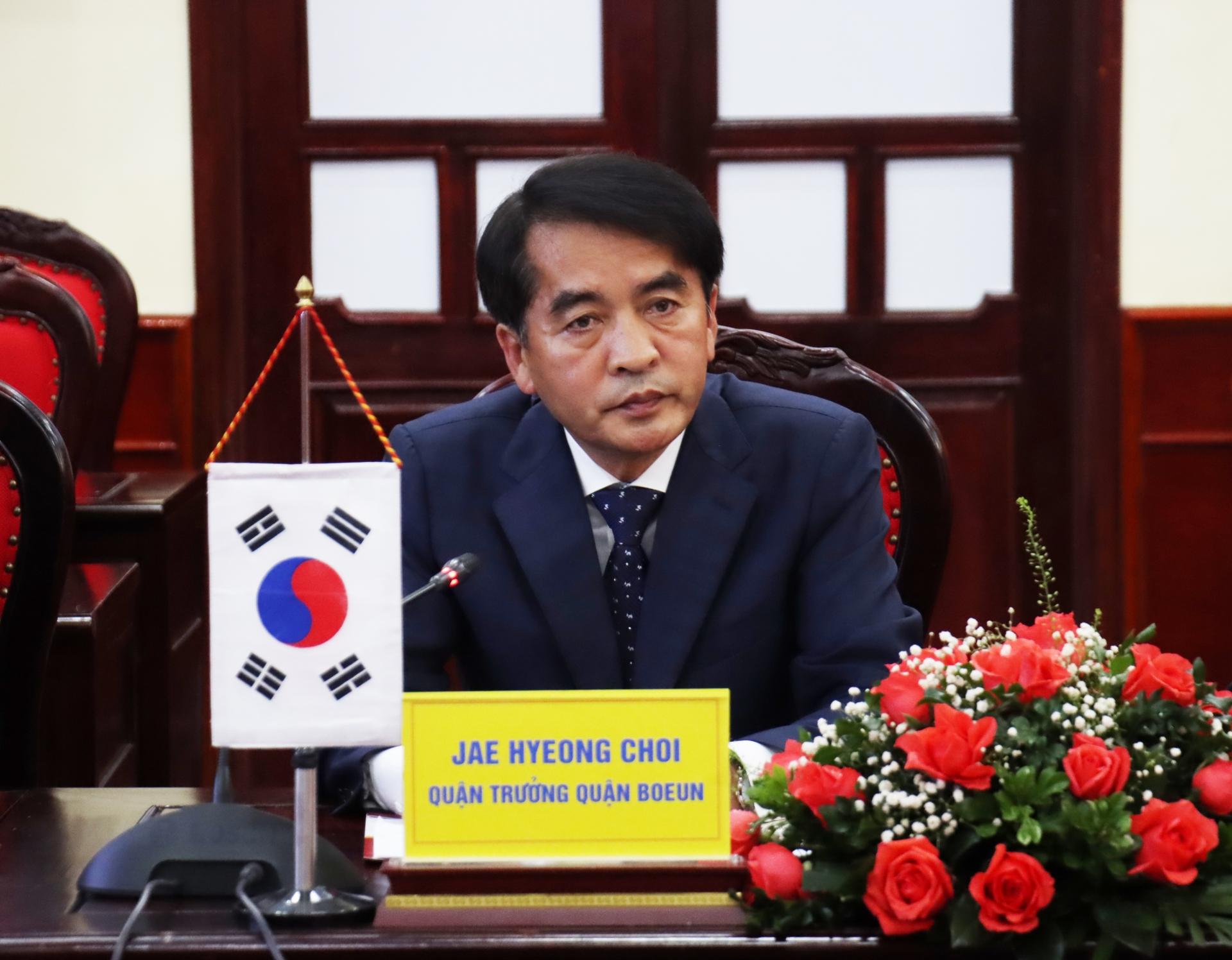 Ngài Jae Hyeong Choi, Quận trưởng quận Boeun phát biểu tại buổi làm việc.
