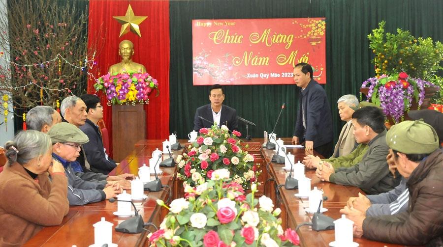 Chủ tịch UBND thành phố Hà Giang Nguyễn Danh Hùng báo cáo công tác chuẩn bị Tết Nguyên đán Quý Mão 2023.