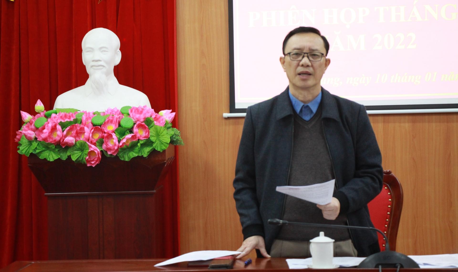 Phó Bí thư Thường trực Tỉnh uỷ, Chủ tịch HĐND tỉnh Thào Hồng Sơn phát biểu kết luận phiên họp.