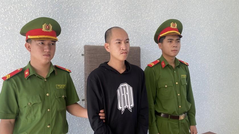 Trương Quang Nhật bị khởi tố về hành vi vi phạm quy định về giao thông đường bộ.