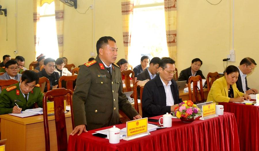 Đại tá Dương Thanh Bình, Phó Giám đốc Công an tỉnh đề nghị huyện Bắc Mê quan tâm làm tốt công tác bảo đảm an ninh trật tự để mọi người đón Tết an toàn, vui tươi.