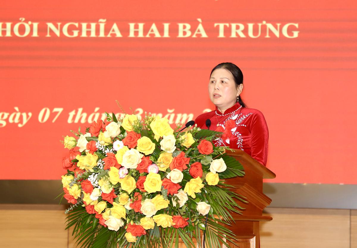 Phó Chủ tịch UBND huyện Quang Bình Chẳng Thị Liên đại diện cán bộ nữ lãnh đạo, quản lý cấp huyện phát biểu cảm nhận