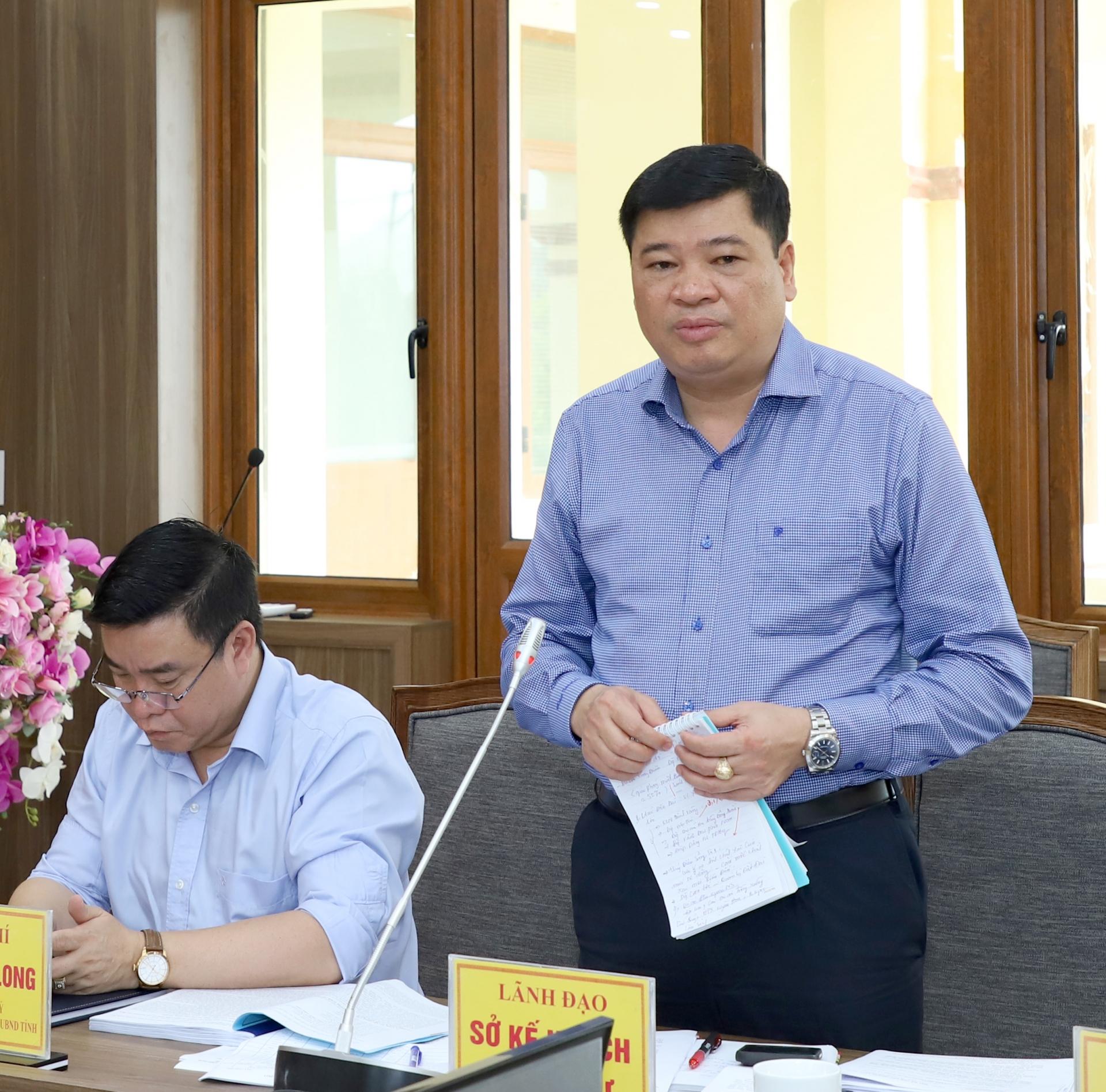 Giám đốc Sở Kế hoạch và Đầu tư Lương Văn Đoàn đề nghị huyện Vị Xuyên tập trung giải ngân vốn đầu tư công và có giải pháp bảo đảm thu ngân sách.
