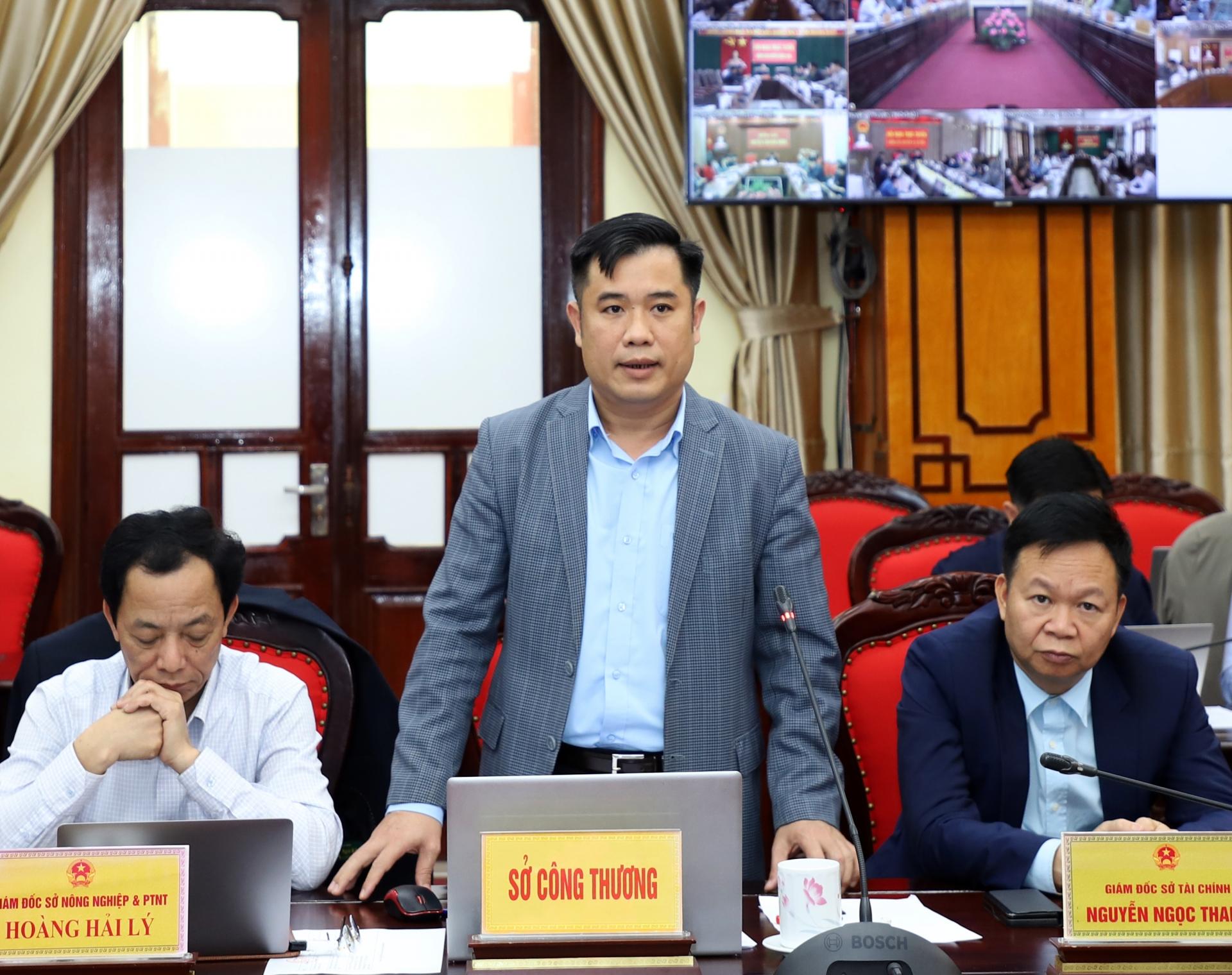Phó Giám đốc Sở Công thương Trần Việt Thế đề nghị các địa phương tích cực phối hợp, trao đổi với phía đối đẳng để nối lại các hoạt động giao thương, xuất nhập khẩu hàng hóa qua các cửa khẩu, chợ biên giới.