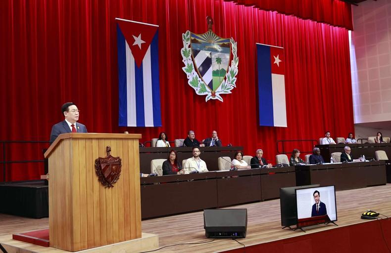 [Ảnh] Chủ tịch Quốc hội Vương Đình Huệ phát biểu tại phiên họp đặc biệt của Quốc hội Cuba ảnh 7