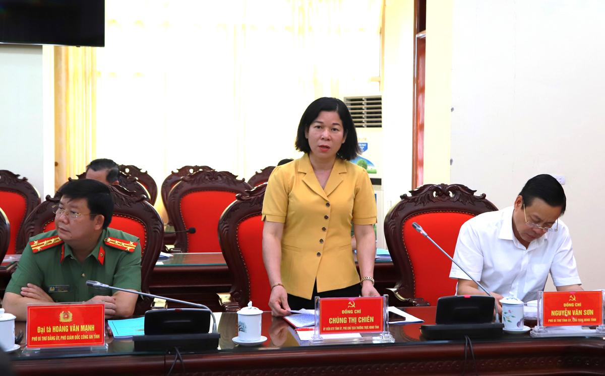 Phó Chủ tịch Thường trực HĐND tỉnh Chúng Thị Chiên tham gia ý kiến vào một số dự án luật.