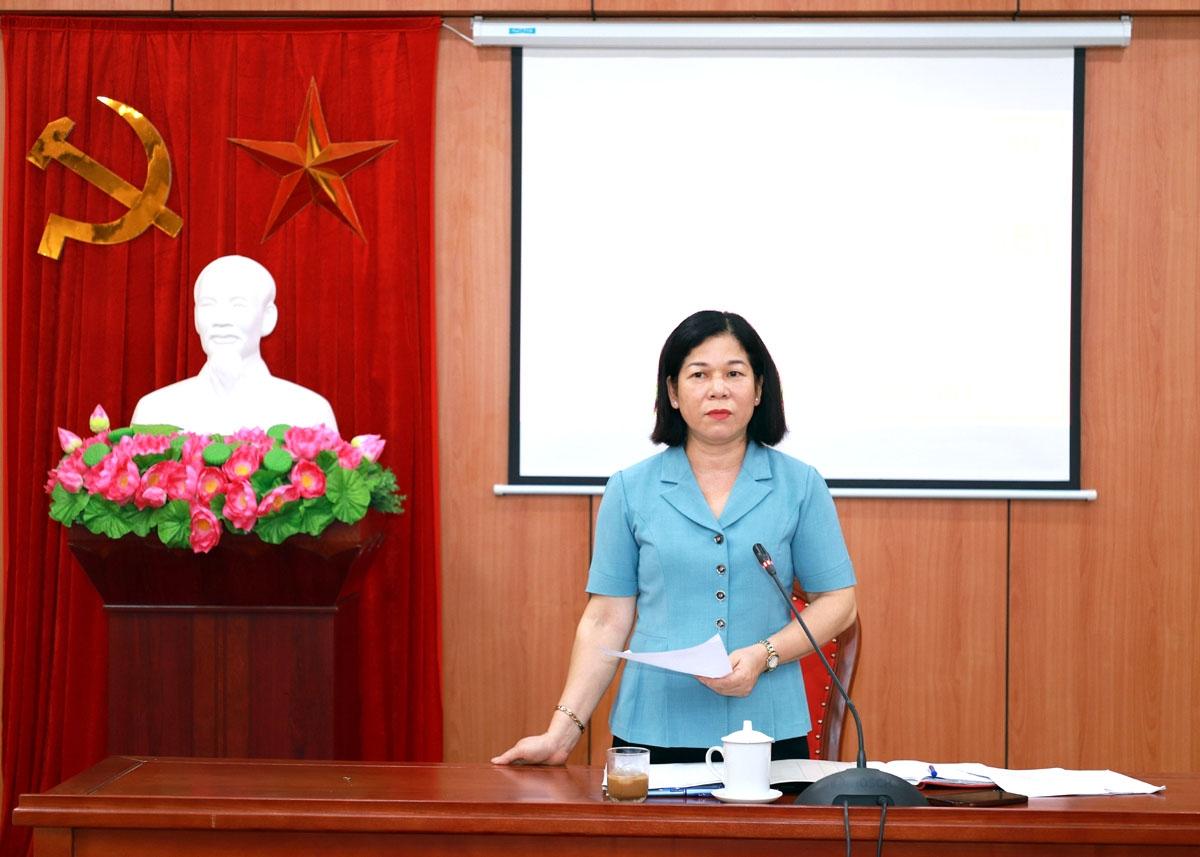 Phó Chủ tịch Thường trực HĐND tỉnh Chúng Thị Chiên kết luận phiên họp.