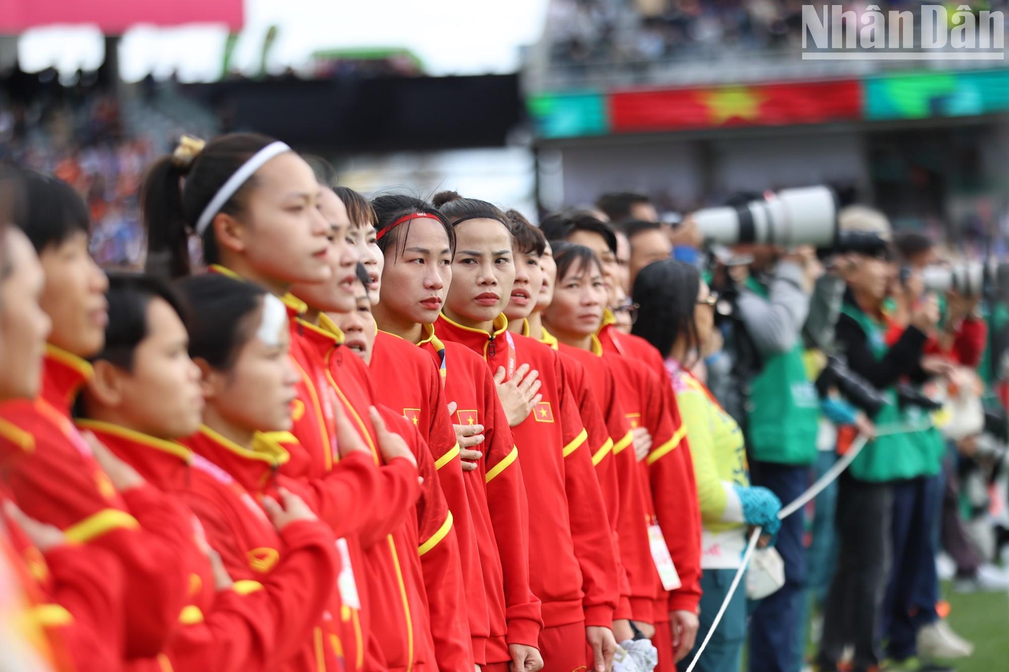 [Ảnh] Đội tuyển nữ Việt Nam thi đấu kiên cường trước đội tuyển Mỹ ảnh 1