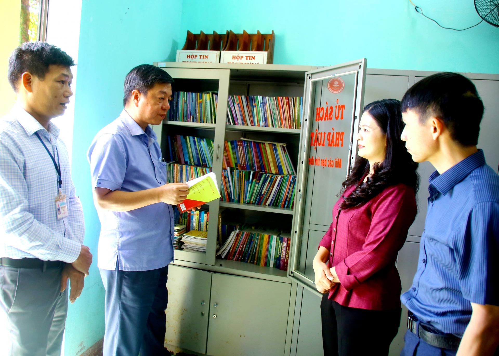 Đoàn công tác khảo sát triển khai Đề án tại xã Tân Thành.