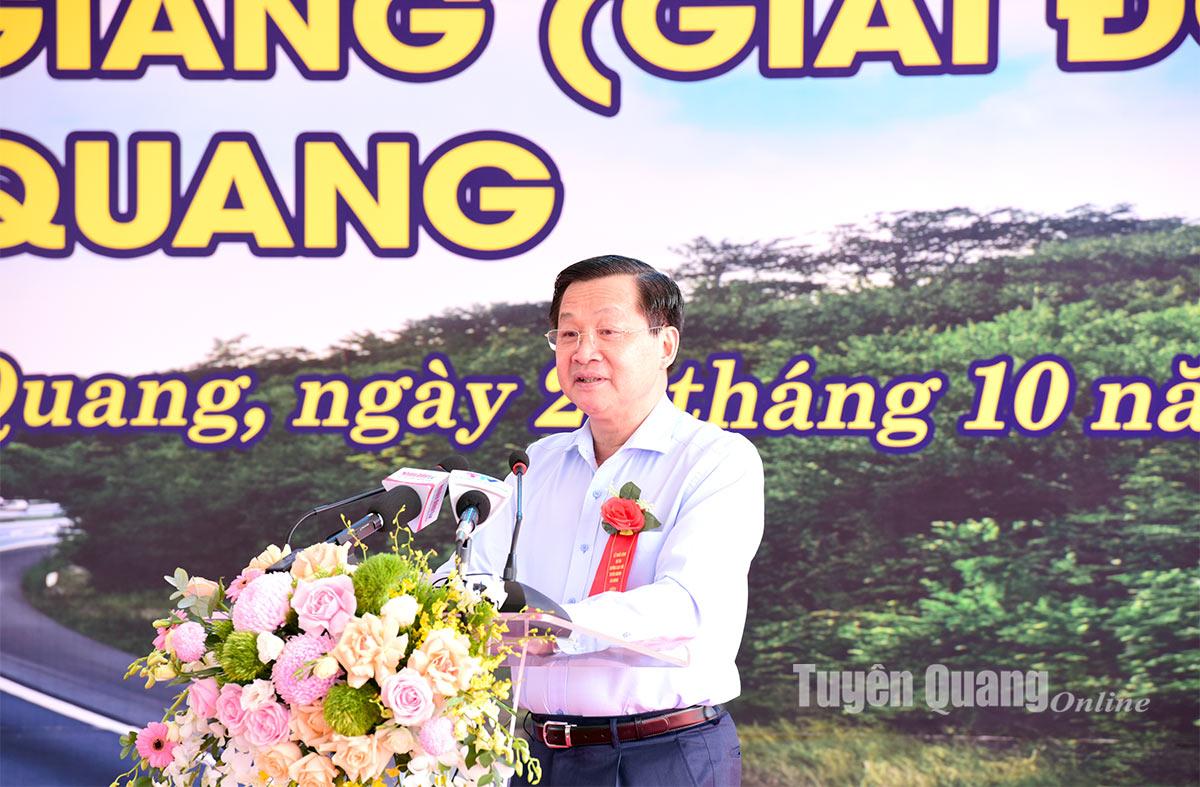Đồng chí Phó Thủ tướng Lê Minh Khái phát biểu tại lễ khởi công