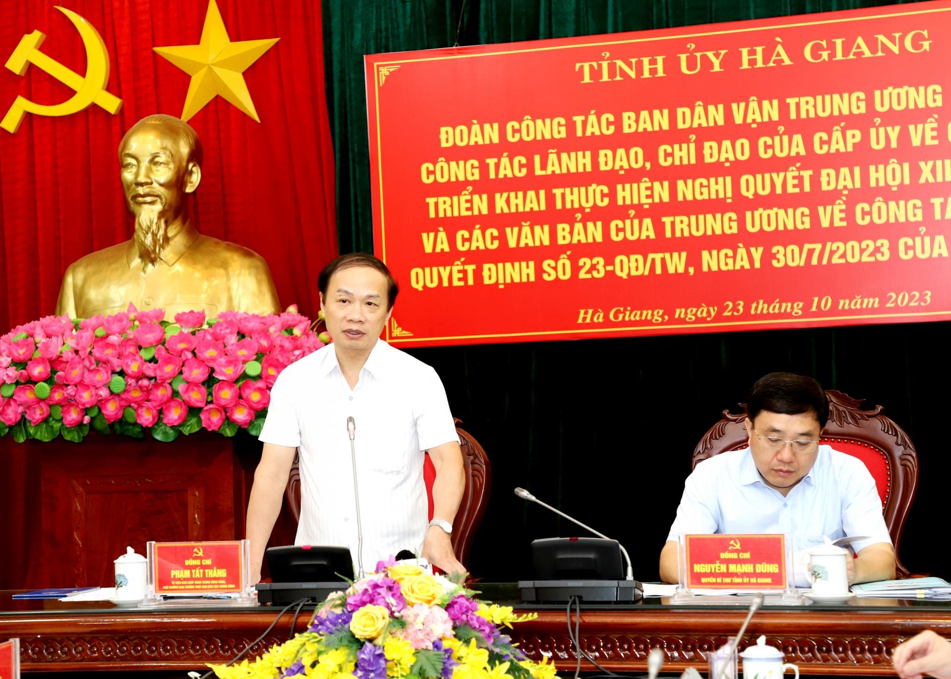 Phó Trưởng ban Thường trực Ban Dân vận Trung ương Phạm Tất Thắng phát biểu kết luận buổi làm việc