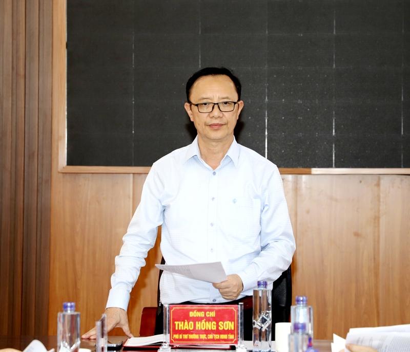 Phó Bí thư Thường trực Tỉnh ủy, Chủ tịch HĐND tỉnh Thào Hồng Sơn Phát biểu tại buổi làm việc.