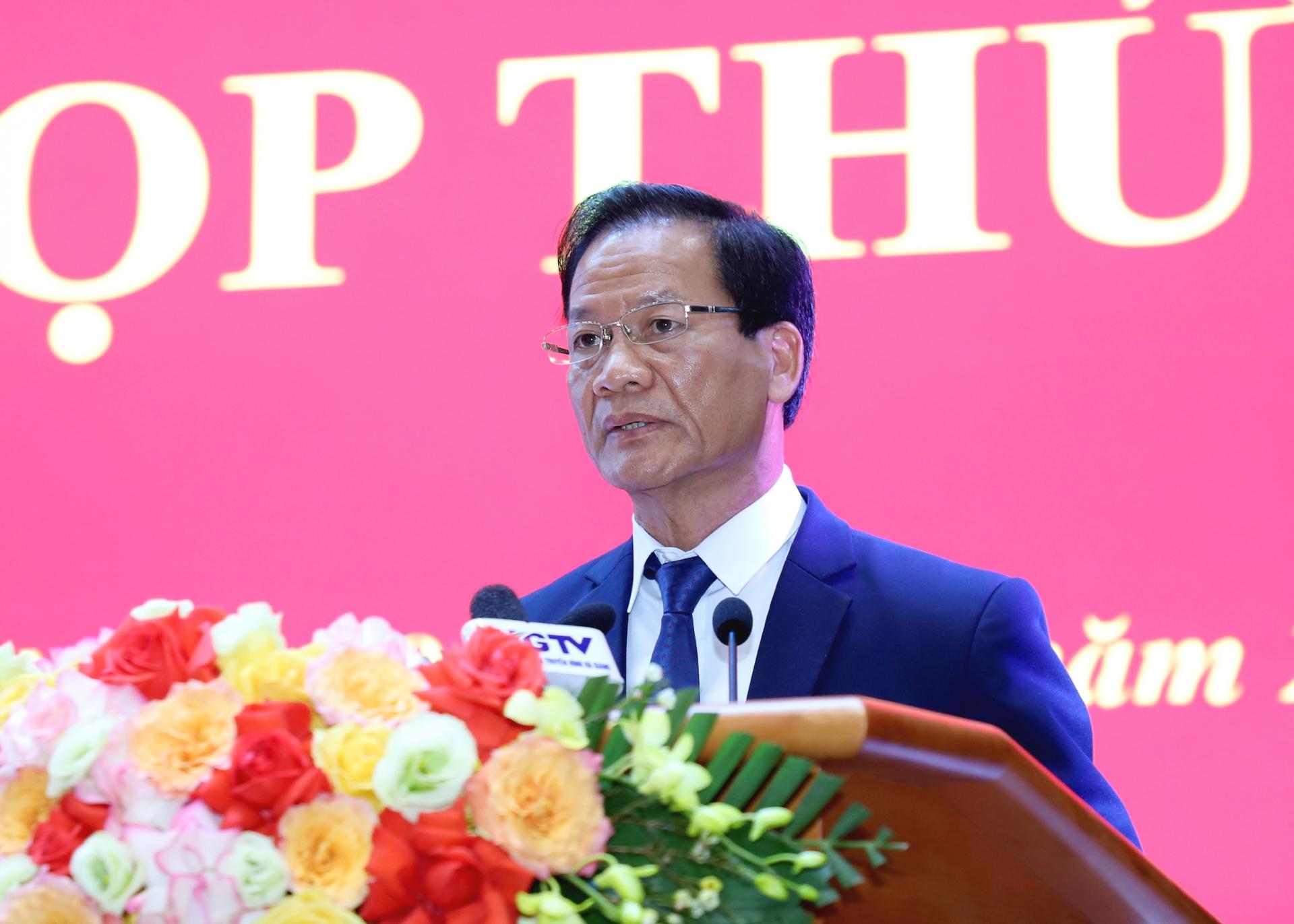 Giám đốc Sở Văn hóa TT&DL Nguyễn Hồng Hải trình tờ trình quy định về phí thẩm định cấp giấy chứng nhận đủ điều kiện kinh doanh hoạt động cơ sở thể thao.