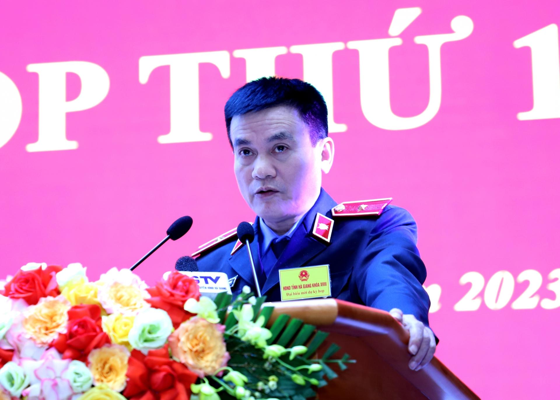Viện trưởng Viện Kiểm sát Nhân dân tỉnh Đặng Bình Giang báo cáo kết quả công tác năm 2023, nhiệm vụ năm 2024.