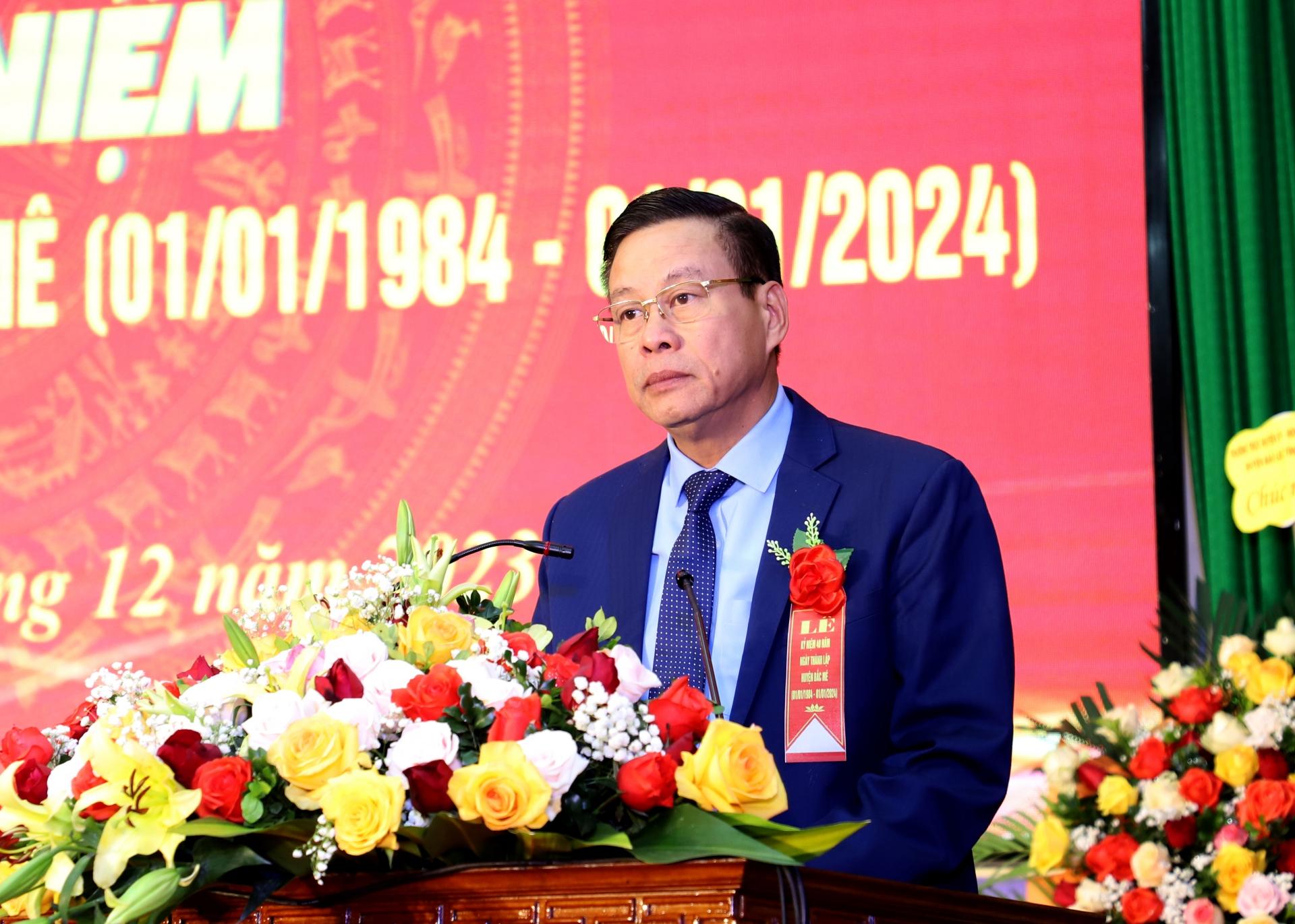 Chủ tịch UBND tỉnh Nguyễn Văn Sơn phát biểu tại buổi lễ.