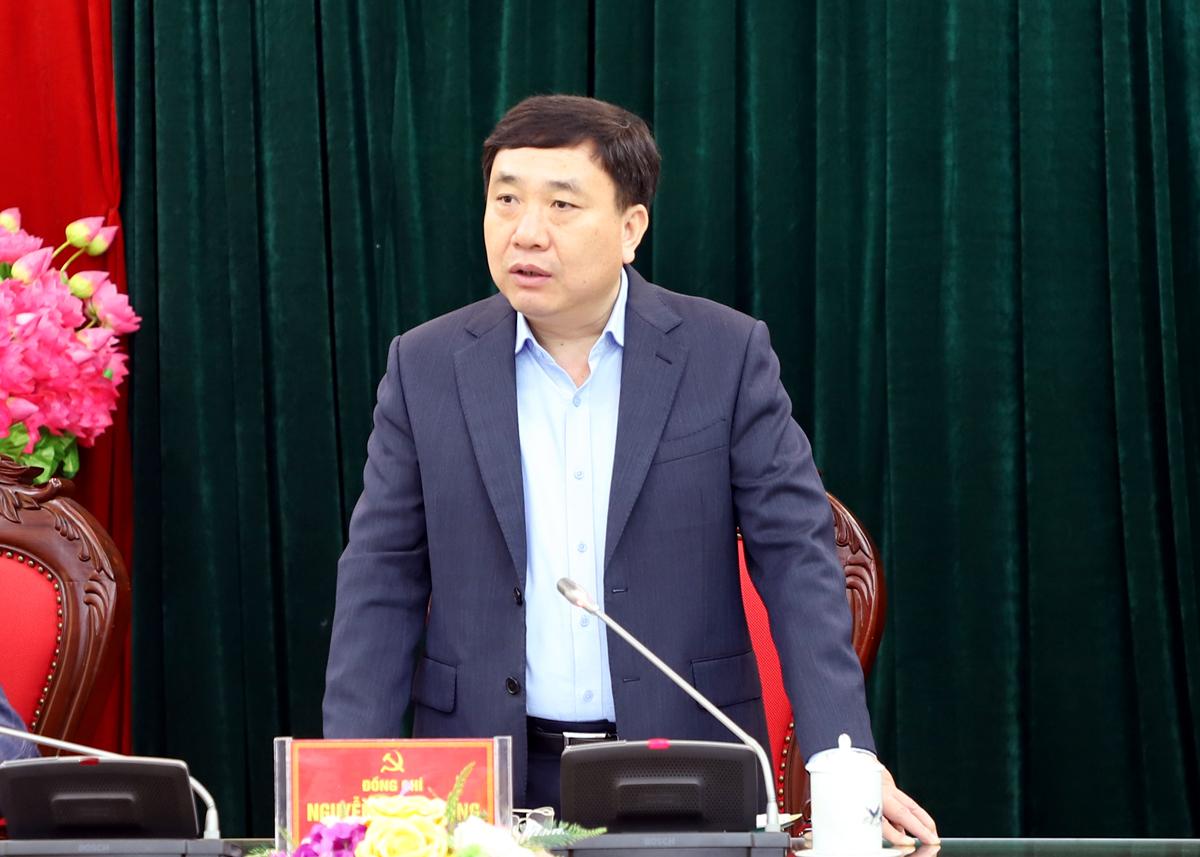 Quyền Bí thư Tỉnh ủy Nguyễn Mạnh Dũng phát biểu kết luận hội nghị.