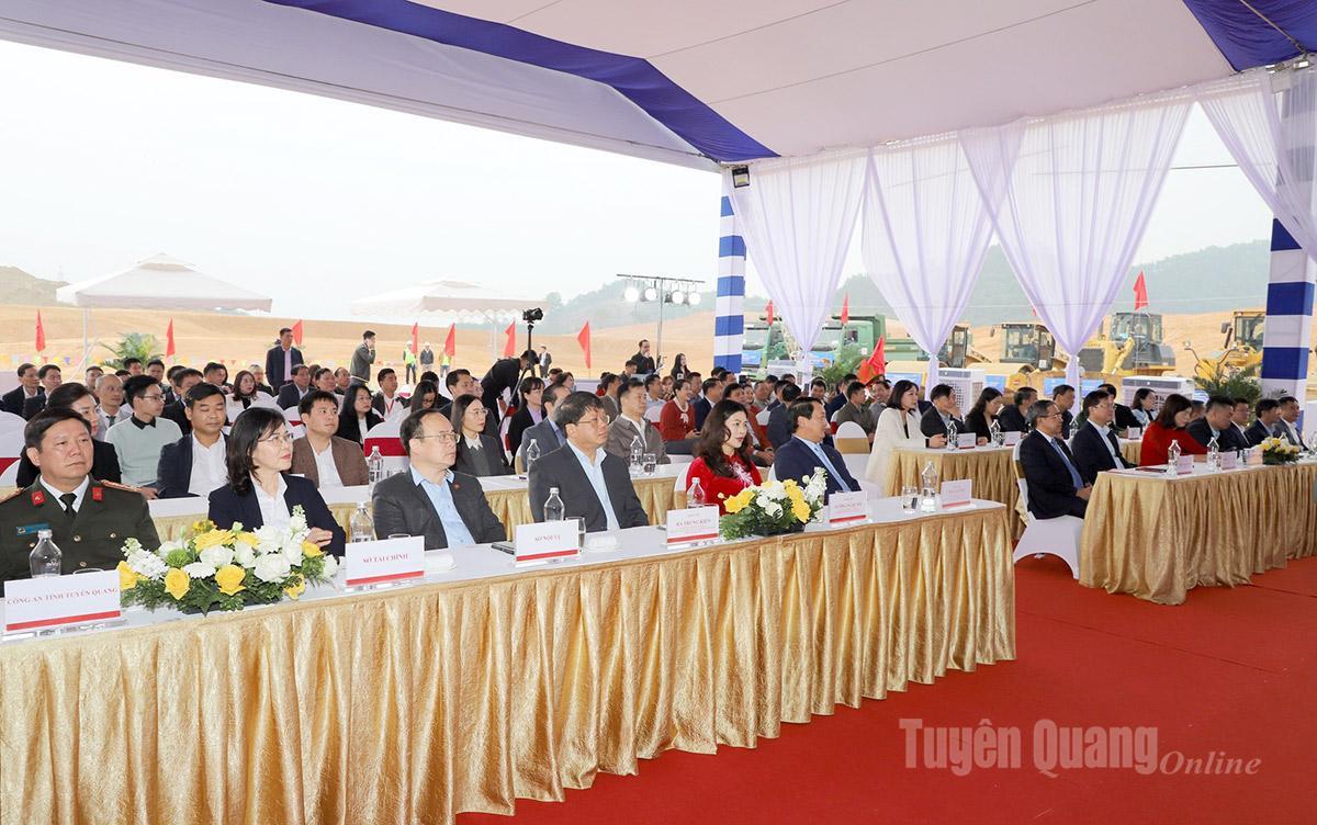 Quang cảnh buổi lễ.