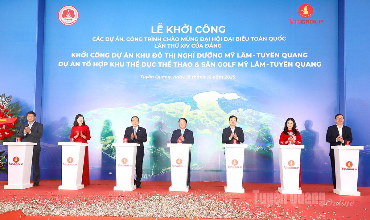 Bí thư Tỉnh ủy Hầu A Lềnh cùng các đồng chí lãnh đạo tỉnh Tuyên Quang, phường Mỹ Lâm và Tập đoàn Vingroup ấn nút khởi công công trình.