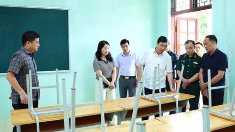 Kiểm tra công tác chuẩn bị thi tốt nghiệp THPT năm 2025 tại huyện Quản Bạ