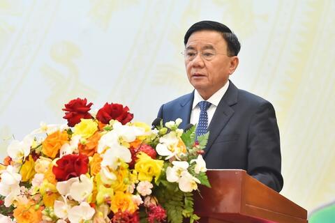 <a href="/thong-tin-chuyen-de/tong-hop" title="Công tác Tổ chức cán bộ" rel="dofollow">Công tác Tổ chức cán bộ</a>