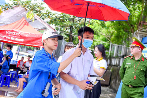 <a href="/thong-tin-chuyen-de/giao-duc" title="Giáo dục và Đào tạo" rel="dofollow">Giáo dục và Đào tạo</a>