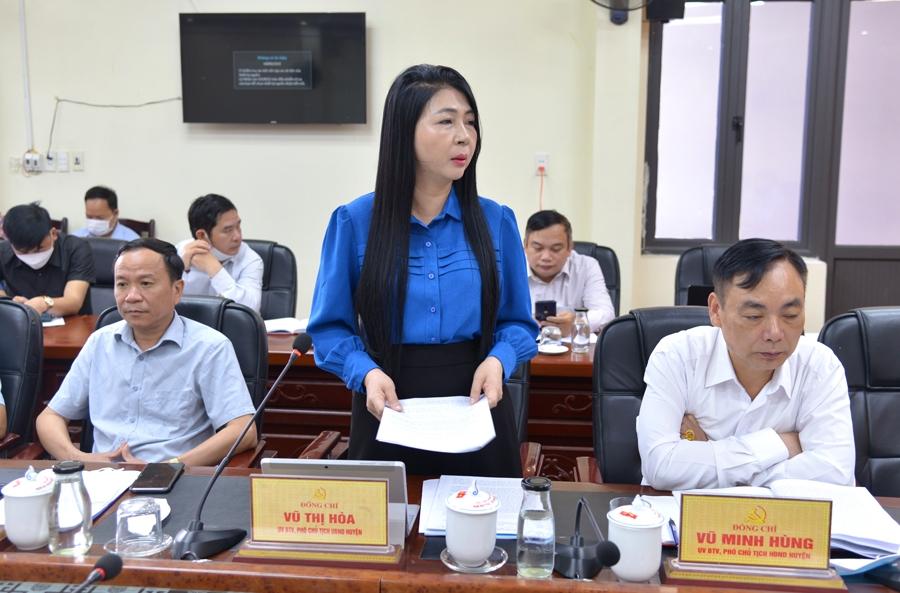Lãnh đạo huyện Xín Mần tham luận tại hội thảo