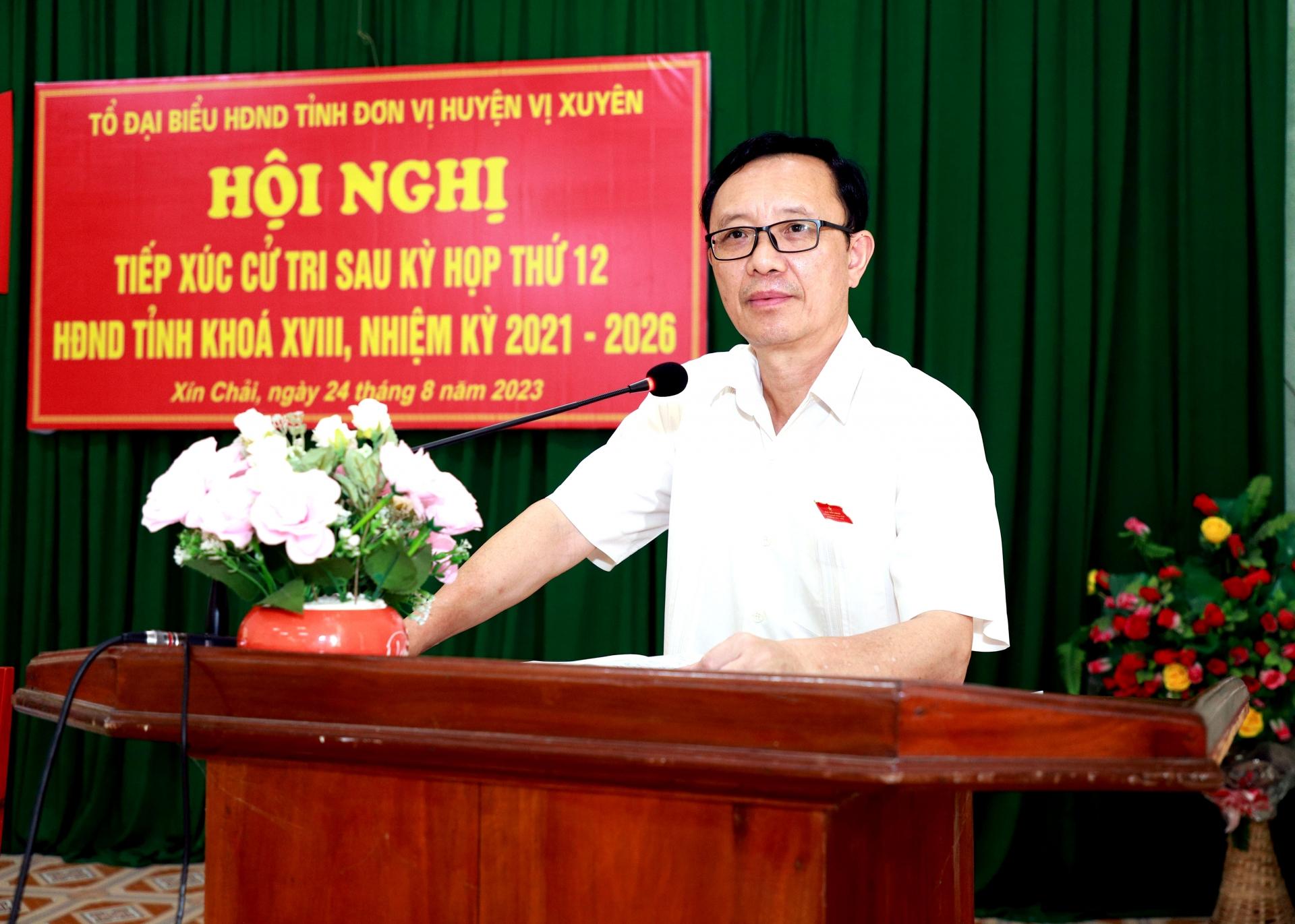 Phó Bí thư Thường trực Tỉnh ủy, Chủ tịch HĐND tỉnh Thào Hồng Sơn phát biểu tại buổi TXCT các xã Xín Chải, Thanh Đức.