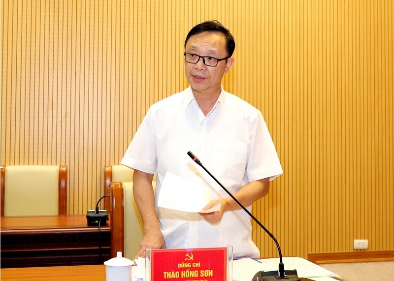 Phó Bí thư Thường trực Tỉnh ủy, Chủ tịch HĐND tỉnh Thào Hồng Sơn phát biểu tại buổi làm việc.