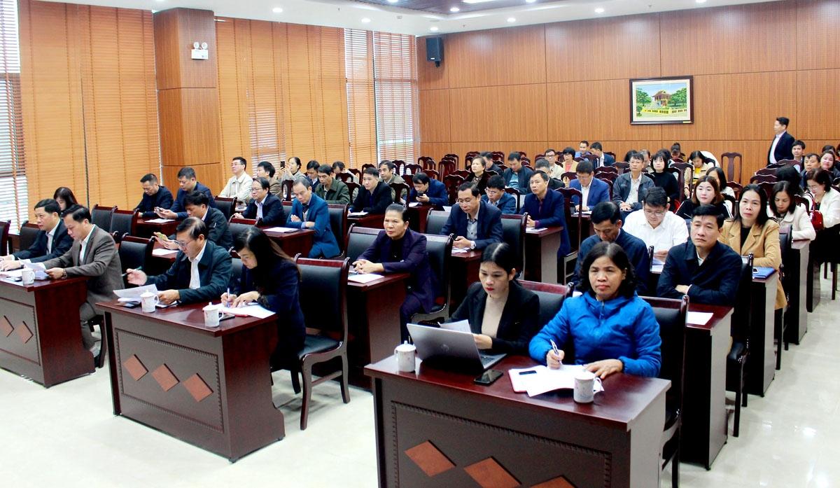 Các đại biểu thuộc Đảng bộ Khối Cơ quan – Doanh nghiệp tỉnh dự Hội nghị tại điểm cầu VNPT Hà Giang. Ảnh: My Ly