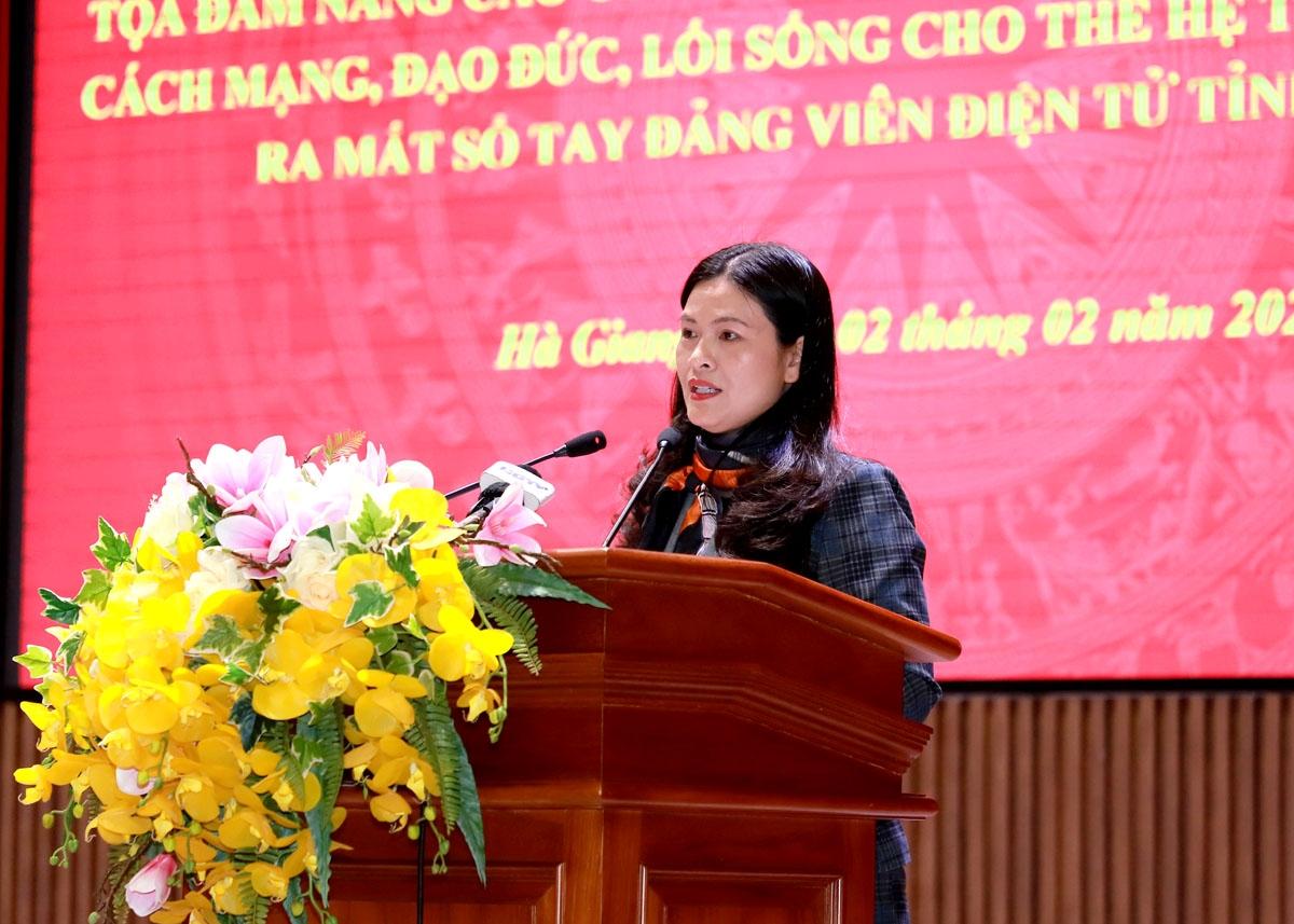 Trưởng Ban Tuyên giáo Tỉnh ủy Vương Ngọc Hà phát biểu tại buổi tọa đàm.
