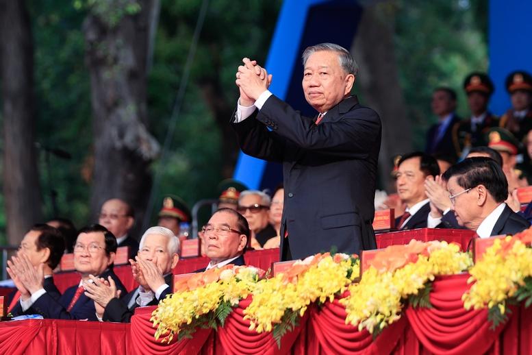 TRỰC TIẾP: Kỷ niệm trọng thể 50 năm Giải phóng miền Nam, thống nhất đất nước- Ảnh 3.