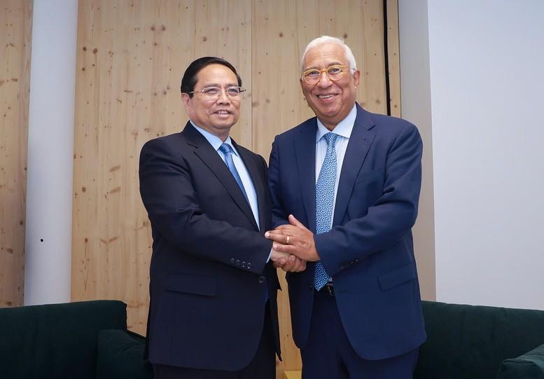 Thủ tướng Chính phủ Phạm Minh Chính và Chủ tịch Hội đồng châu Âu Antonio Costa. (Ảnh: Nhật Bắc/VGP)