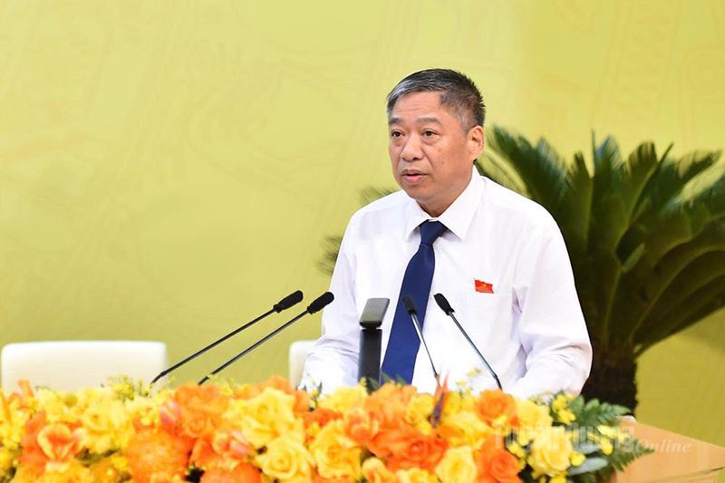 Đồng chí Nguyễn Hồng Trang, Ủy viên BTV Tỉnh ủy, Phó Bí thư Thường trực Đảng ủy các cơ quan Đảng tỉnh tham luận tại Đại hội.