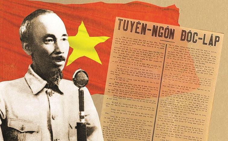 Ngày 2-9-1945 tại Quảng trường Ba Đình lịch sử, Chủ tịch Hồ Chí Minh đọc bản Tuyên ngôn Độc lập khai sinh ra nước Việt Nam Dân chủ Cộng hòa, mở ra kỷ nguyên độc lập, tự do cho dân tộc ta_Ảnh tư liệu.